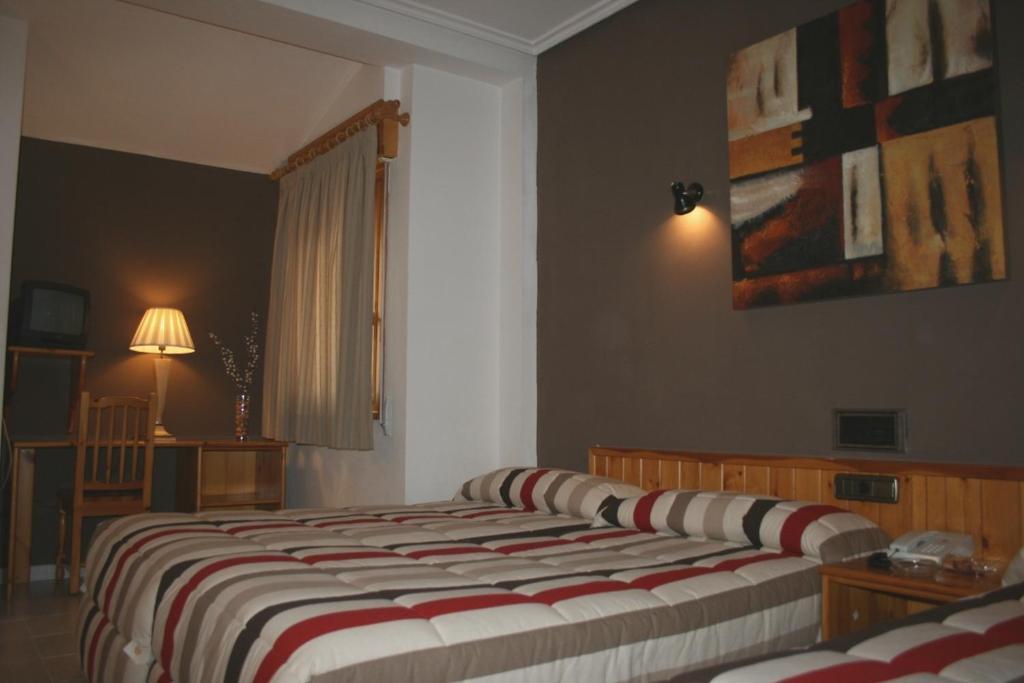 Hotel El Ciervo Villaciervos Pokoj fotografie